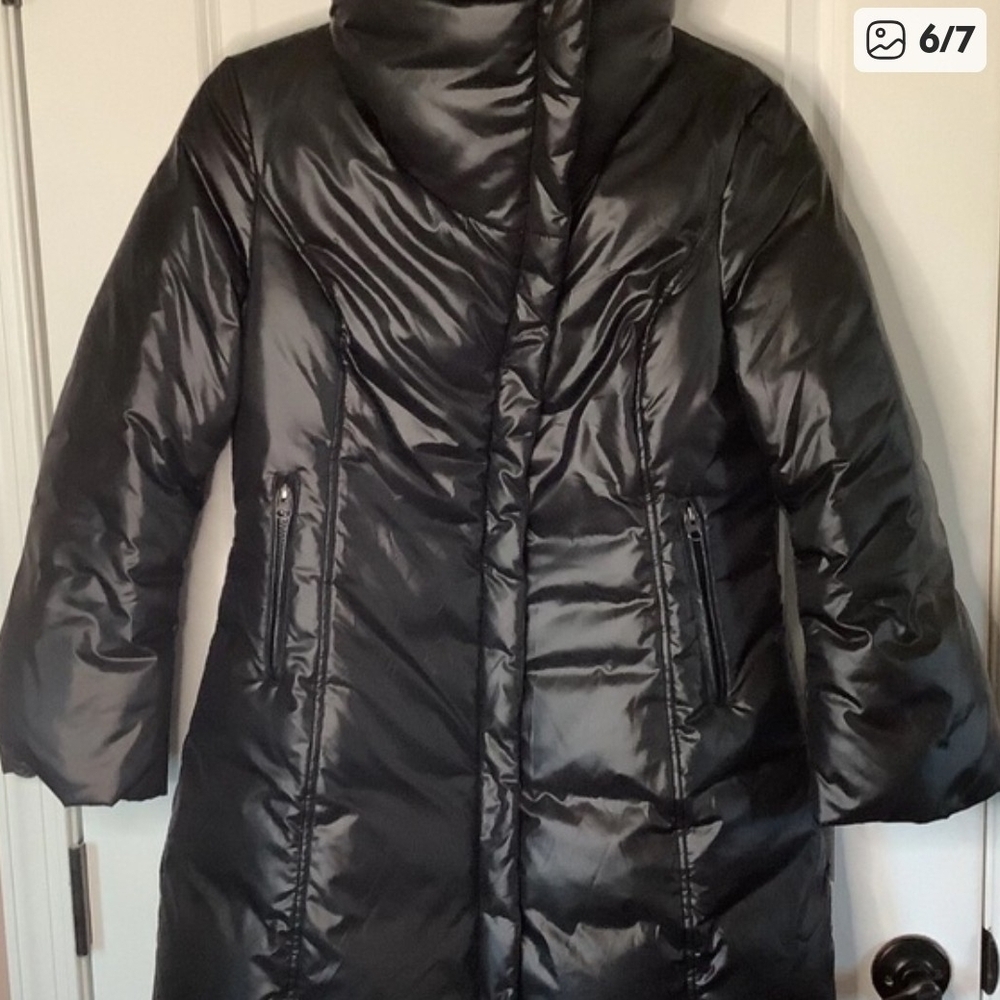 SALE Mackage Like New Condition Black Puffer Coat W/ Real Fur Collar Size M